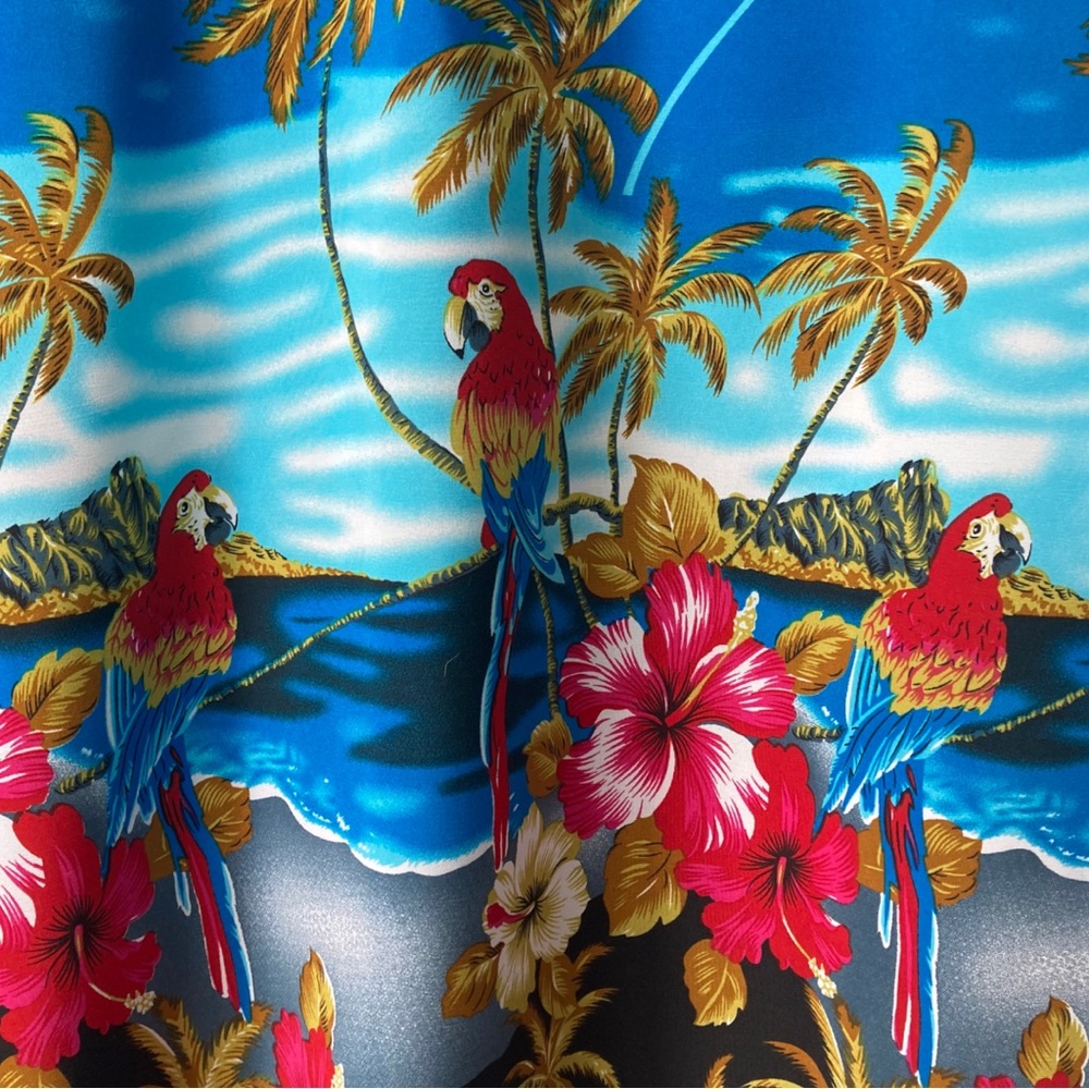 Lowes Blue Parrot Patterned Hawaiian Aloha Button Shirt - Picture 7 of 15